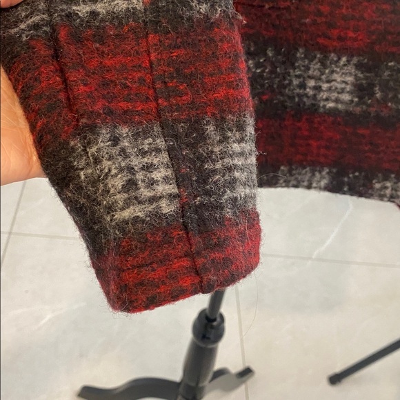 Katherine Barclay Red/Black/Grey fitted Wool Plaid Blazer Size Small - Picture 9 of 15